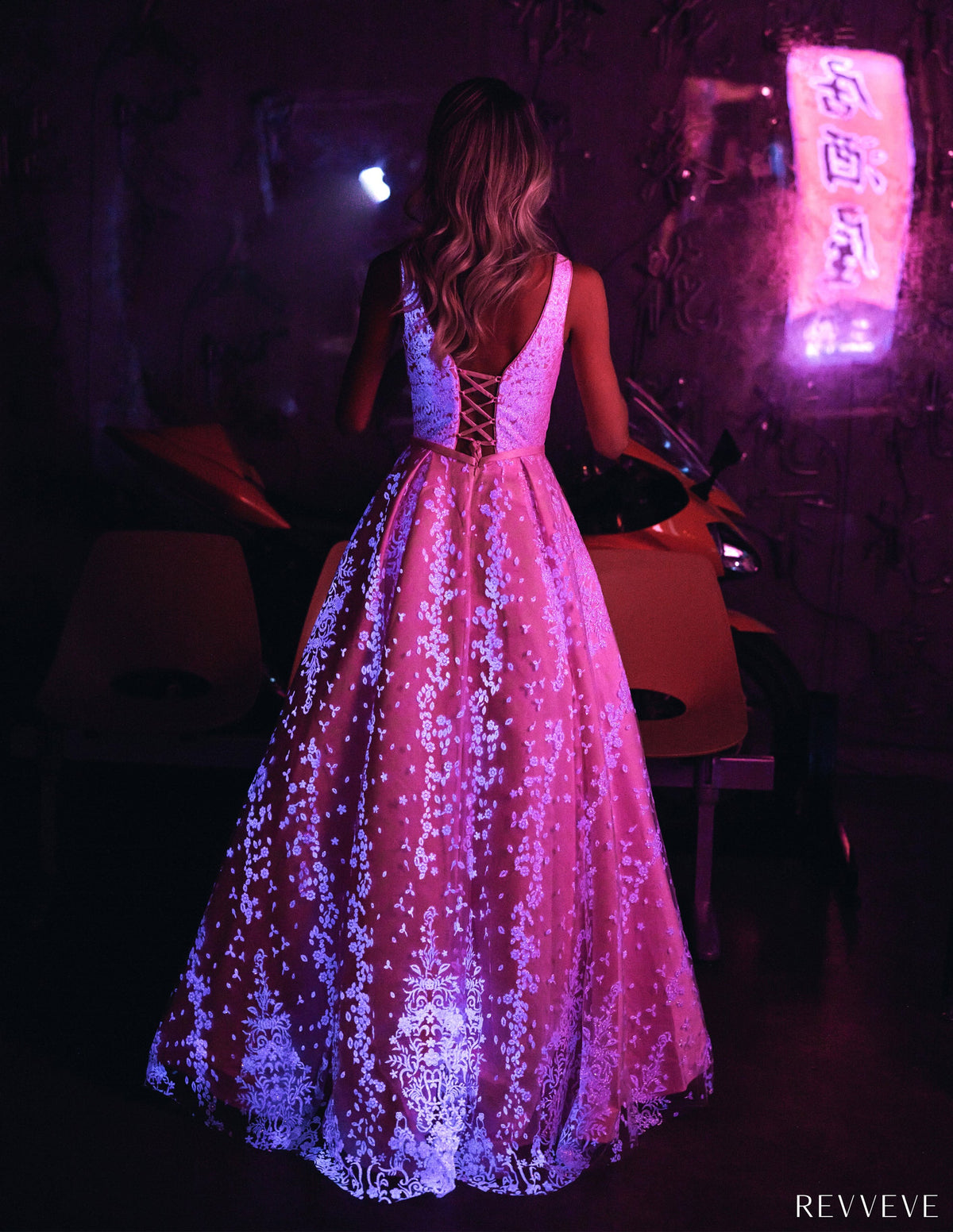 Should I Get a Glow in the Dark Prom Dress? Find Out If It's Right for You